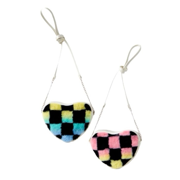 Wonder Nation Heart Icon Crossbody Bag - Picture 12 of 12